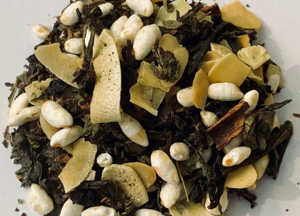 Oolong Cinnamon Almond Milk 640